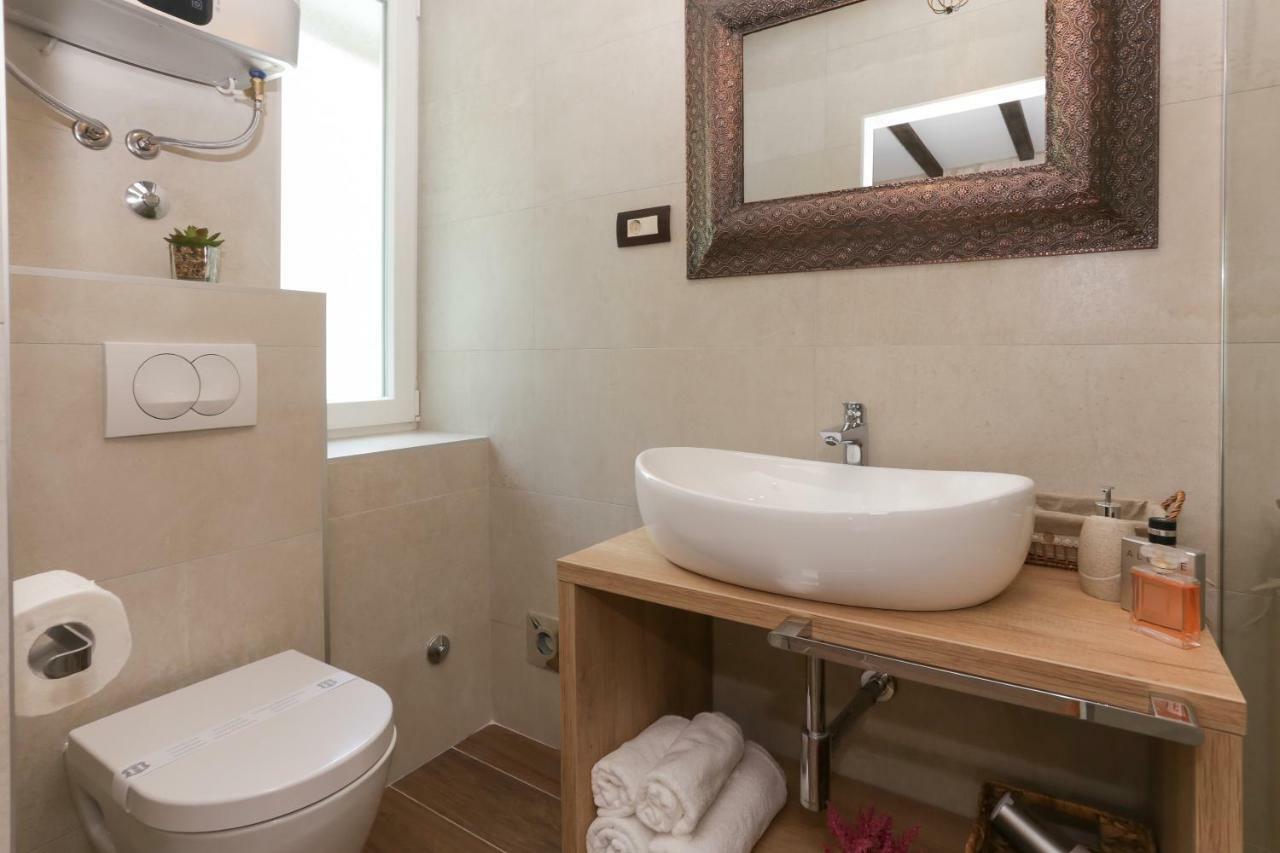 Luxury Rooms Dino Σπλιτ Εξωτερικό φωτογραφία