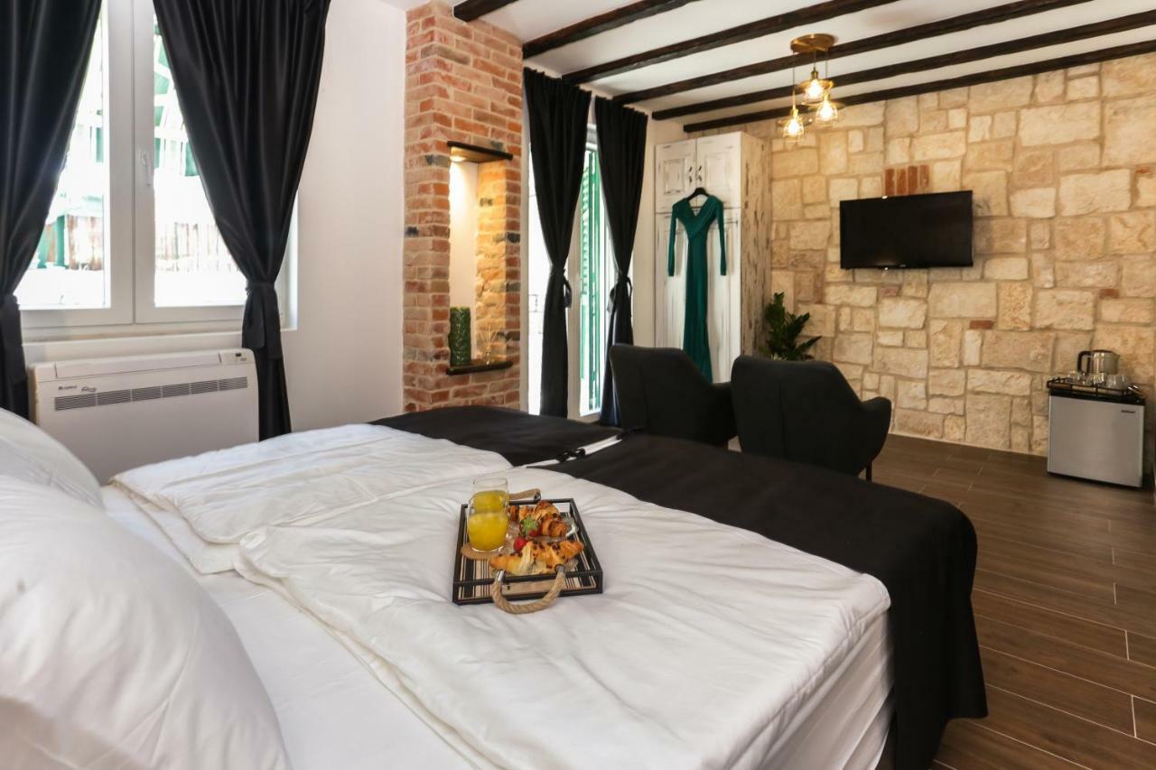 Luxury Rooms Dino Σπλιτ Εξωτερικό φωτογραφία